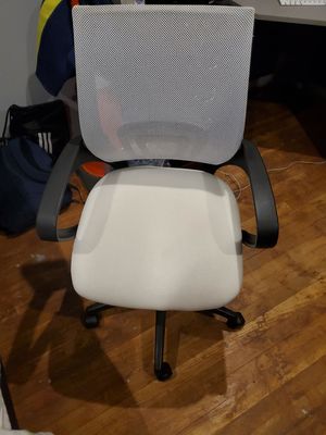 Personalisieren Sie Ihren Arbeitsplatz mit ALINUNU Grey Mesh Computer Chair ODM und OEM Optionen
