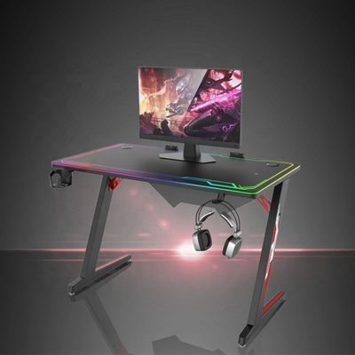 Computertisch für Gewerbemöbel mit RGB-Beleuchtungssystem und verstellbarem Design