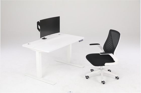 Höhenverstellbarer Schreibtisch mit Oberflächenmaterial und ergonomischem Design