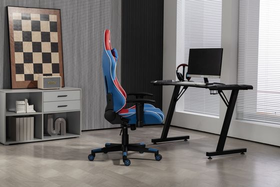 Bequem bleiben bei langen Spielsitzungen mit High Back Gaming Chair und Fußstütze