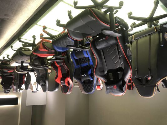 Moderner Stil ALINUNU RGB Gaming-Stuhl mit 360 Drehfunktion und Massagefunktion
