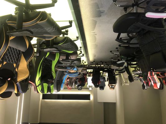 Abnehmbare Abdeckung Synthetisches Leder Gaming-Massage-Stuhl mit RGB-Licht und Lautsprechern